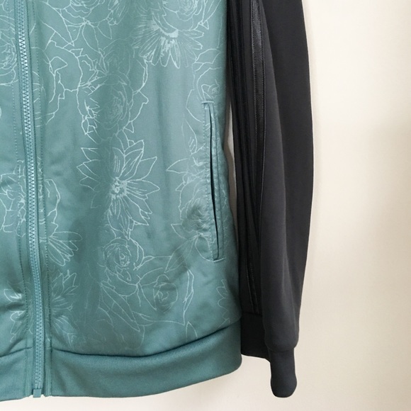 Adidas Embossed Floral Track Jacket Green Size Large - Picture 5 of 10